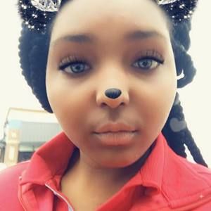 Meet your Posher, Christin